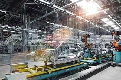 北京奔馳第200萬輛整車下線，前驅(qū)車工廠落成開啟物流新篇章